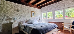 4 camere, ferro/asse da stiro, Wi-Fi, lenzuola