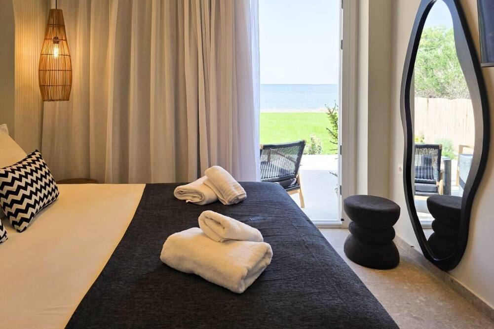 JM Dēos Suites - Paralia Agios Nikitas