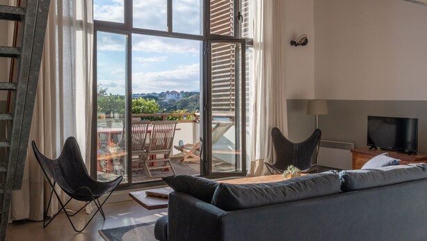 Unclassified image, 1 of 17, button - Loft with terrace overlooking Porto-Vecchio salt marshes (Porto-Vecchio)