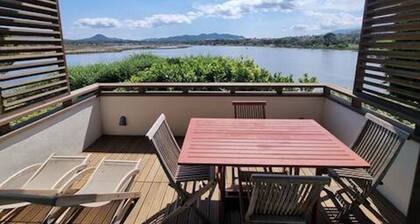 Loft with terrace overlooking Porto-Vecchio salt marshes