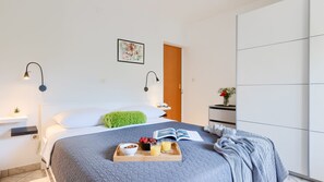 1 bedroom, iron/ironing board, free WiFi, bed sheets