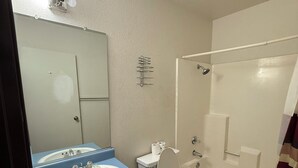 Unclassified image, 4 of 7, button - Circle Inn Hotel Jurupa Valley Riverside (Jurupa Valley)
