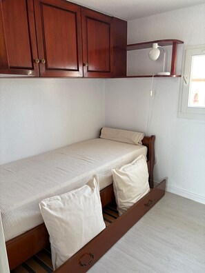 2 bedrooms - Sweet sunny break in St Cyprien with lagoon view (Saint-Cyprien)