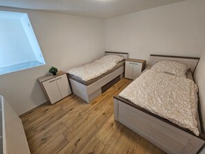 3 soverom, wi-fi (inkludert) og sengetøy