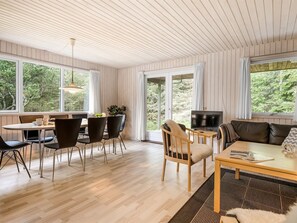Dining - "Edle" -  from the sea by Interhome (Hals)