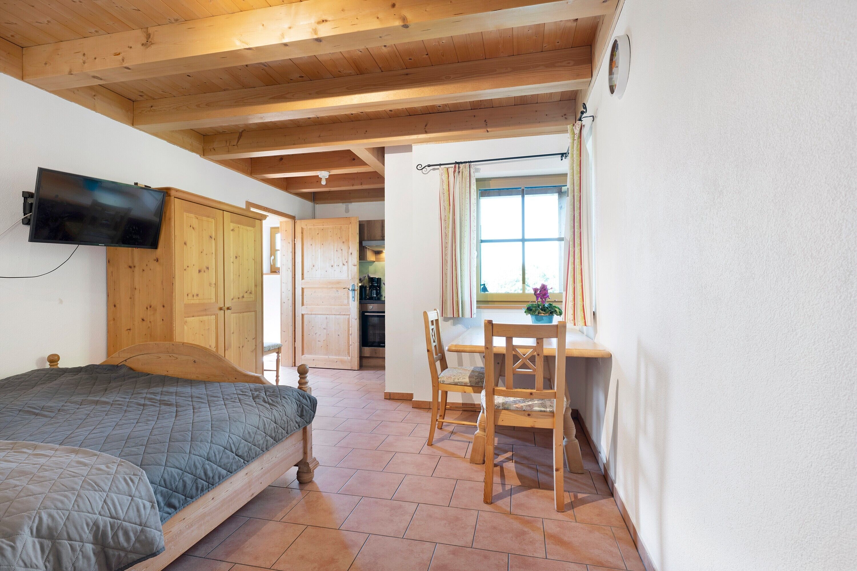 2 chambres, accès au Wi-Fi (inclus), literie fournie