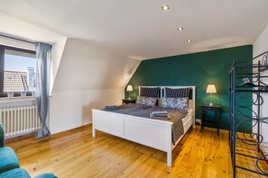 3 habitaciones, tabla de planchar con plancha y wifi gratis 