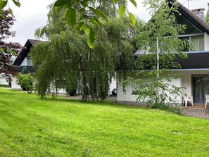 Exterior - Apartment '' with Private Terrace, Shared Garden and Wi-Fi (Warstein)