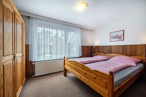 1 habitación, tabla de planchar con plancha y wifi gratis 