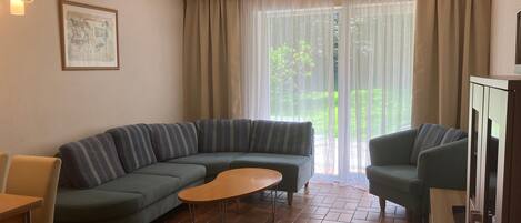 Televisio, pöytätennispöytä