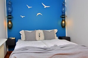 1 bedroom, iron/ironing board, free WiFi, bed sheets - Holiday Apartment 'Constance' with Wi-Fi (Konstanz)