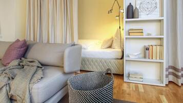 1 habitación, tabla de planchar con plancha, wifi gratis y ropa de cama