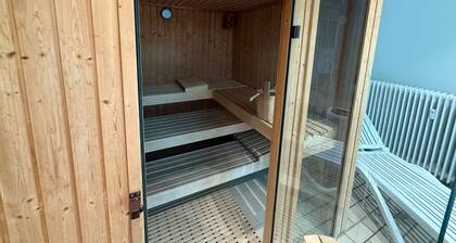 Ferienwohnung 'Schwarzwald Residenz Hirschen' mit Bergblick, Balkon und Wi-Fi