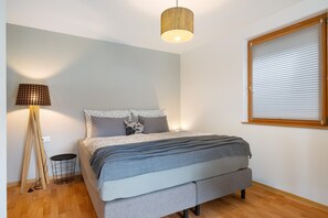 1 habitación y ropa de cama 