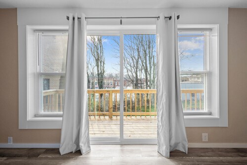 Elle House
4 Bedroom House in Historic Downtown Siloam Springs