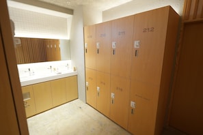 베이직 싱글룸, 여성 전용 | 무료 WiFi, 침대 시트