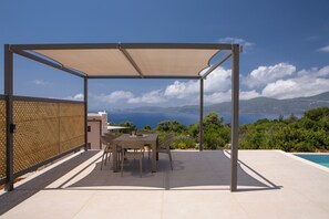 Outdoor dining - Villa Virgo Ammoussa Lefkada (Lefkada)