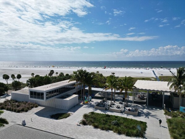 Vlak bij het strand, strandlakens