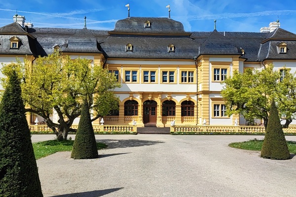 In der Nähe das Schloss von Veitshöchheim zu Fuss 5 Min