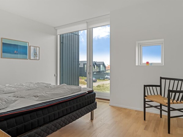 4 bedrooms, internet