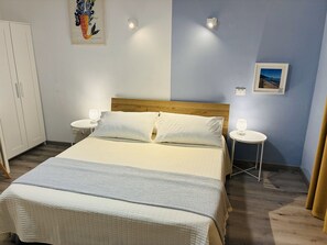 1 chambre, accès au Wi-Fi (inclus), literie fournie