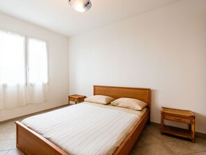 3 makuuhuonetta, internet