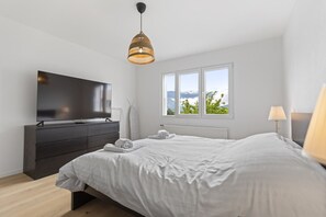 2 makuuhuonetta, silitysrauta/-lauta, ilmainen Wi-Fi, vuodevaatteet