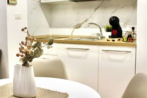 Private kitchen - Bella Mbriana, Quartieri Spagnoli, 1 minuto da Via Toledo in pieno centro. (Napoli)