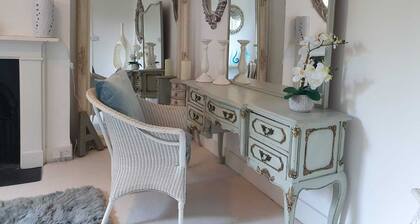 Victorian Retreat - A Serene Sanctuary - Close to Broadstairs, Beaches & Bays