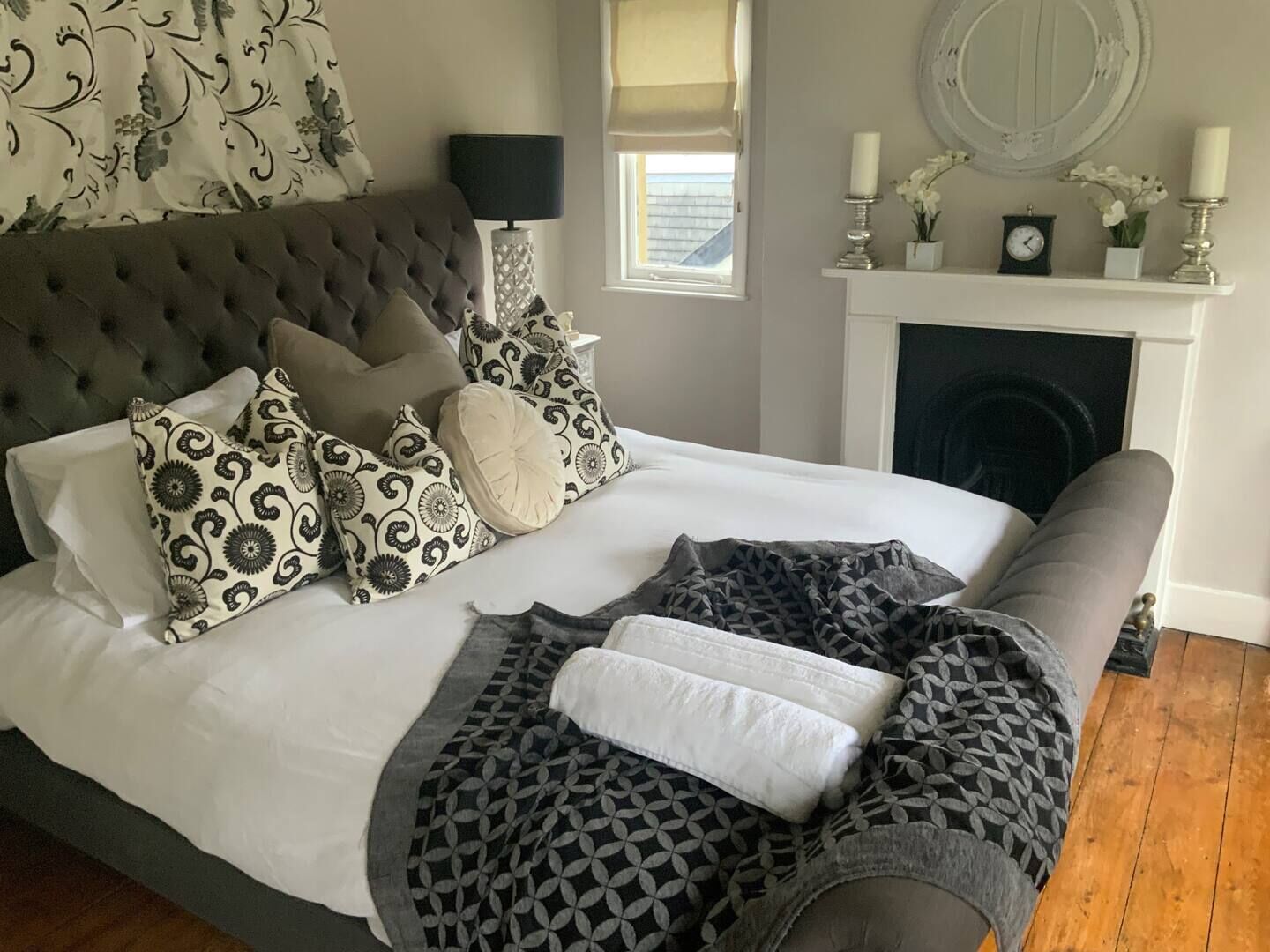 2 bedrooms, iron/ironing board, travel cot, free WiFi