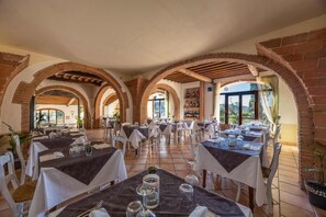Restaurant - Borgo San Martino Residence Hotel & SPA (San Martino)
