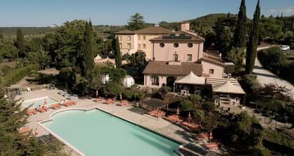 Borgo San Martino Residence Hotel & SPA