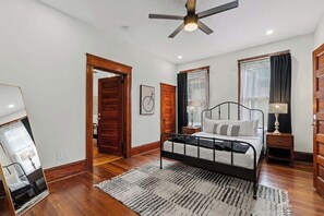 4 bedrooms, free WiFi, bed sheets