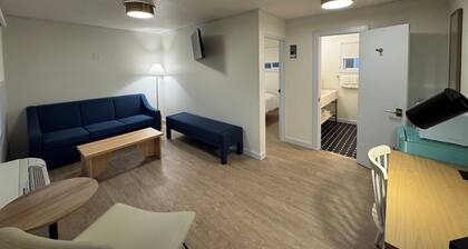 King Bed With Living Room - NKS