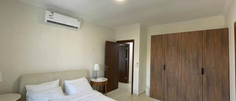 2 chambres, fer et planche Ă repasser, Wi-Fi, literie fournie