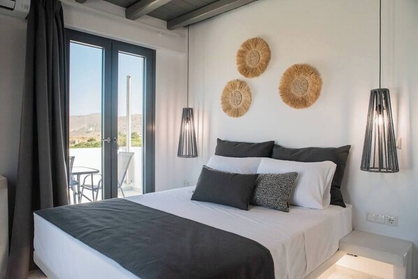 In-room safe, soundproofing, iron/ironing board, free WiFi - Passa Corda Suites (Naxos)
