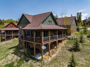 Exterior - 15 Discovery Lane | 4BR Mountain View Retreat (Fraser)