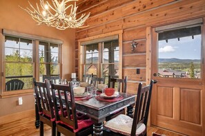 Dining - 15 Discovery Lane | 4BR Mountain View Retreat (Fraser)