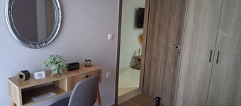 CHRIS & CHRIS LUXURY APARTMENT