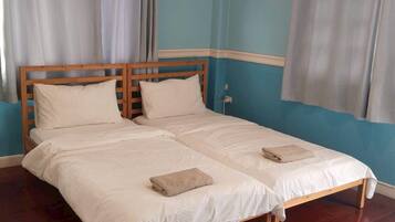 Deluxe Double Room | Free WiFi, bed sheets
