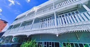 Front of property - Aran hostel &Cafe Ngamwongwan (Nonthaburi)