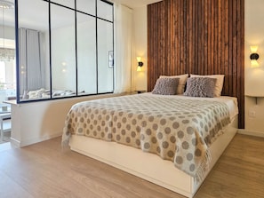 Wifi gratis y ropa de cama 