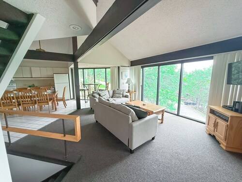 Treetop Village55-3Bed/3Bath/Pools/Dock/Pickleball/Fitness Center-6-8PP-Four Seasons Area