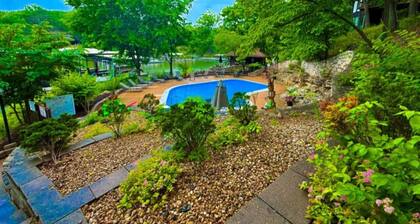 The Nest-#59-Lakefront/3BD/3BA/Pools/Grill/Dock-6PP