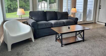 Loveland Family Home: 3BR, 2 Living Areas, Free Parking