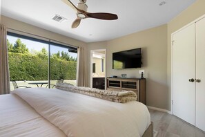 3 bedrooms, iron/ironing board, free WiFi, bed sheets - Casa San Marino Palm Springs (Palm Springs)