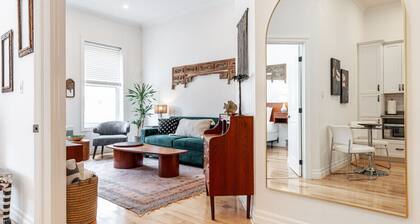 Juno Lofts: The Greenhouse Room