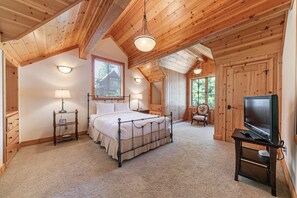 4 Schlafzimmer, Schreibtisch, Bügeleisen/Bügelbrett, kostenloses WLAN