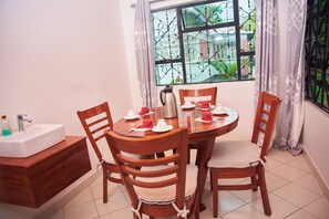 Dining - A Little Paradise in Arusha – Serenity with Stunning Mountain Views (Arusha)