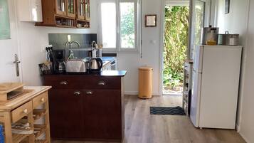 Oven, stovetop, dishwasher